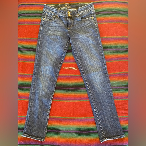 Kut from the Kloth Like New Skinny Jeans! Size 2! Dark Wash! - Picture 3 of 11